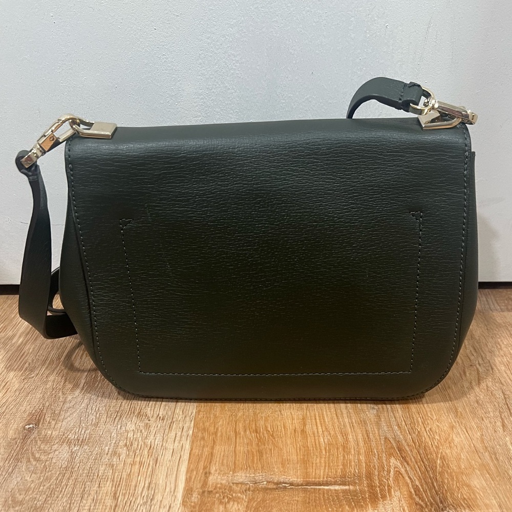 Kate Spade Crossbody - Picture 5 of 8